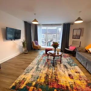 公寓 Riverside With 2br Flats At The Centre-parking-balcony, 剑桥